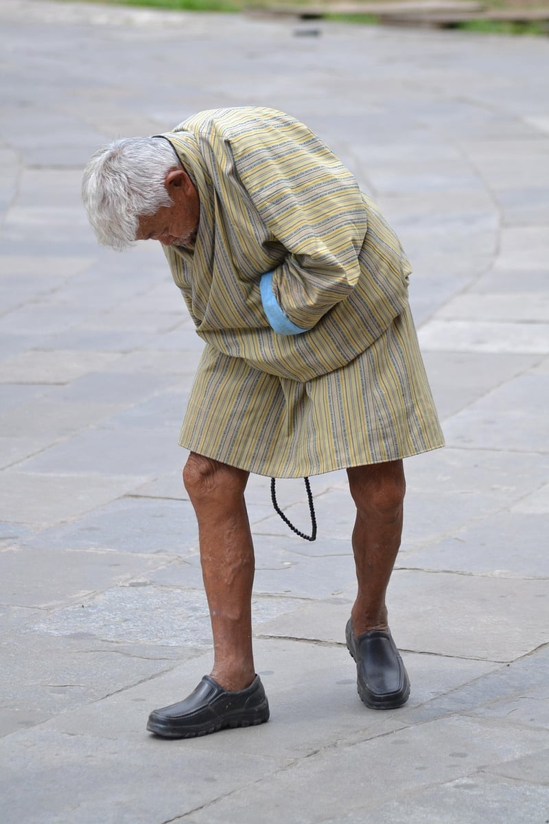 Urban Walking Contemplation